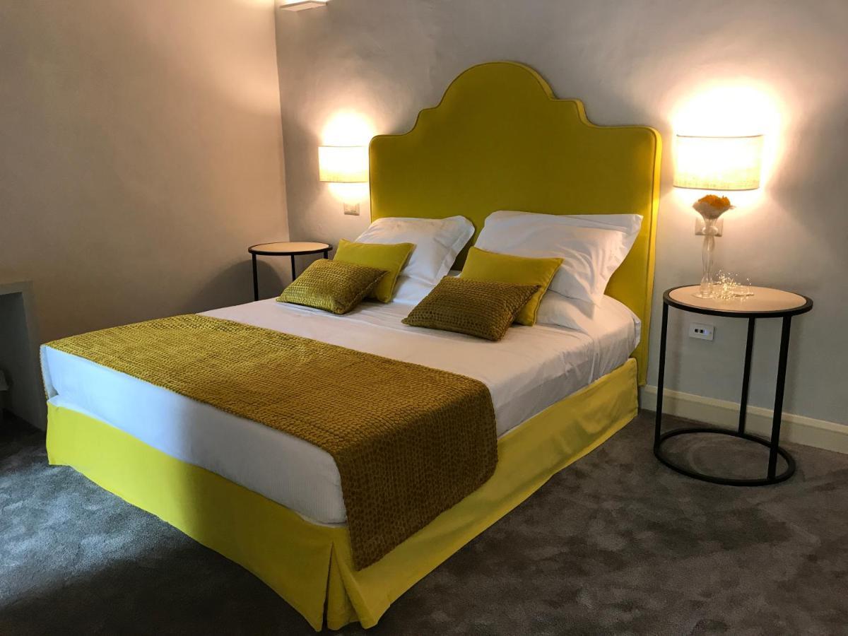 Palazzo Franceschini Hotel Cascia Szoba fotó