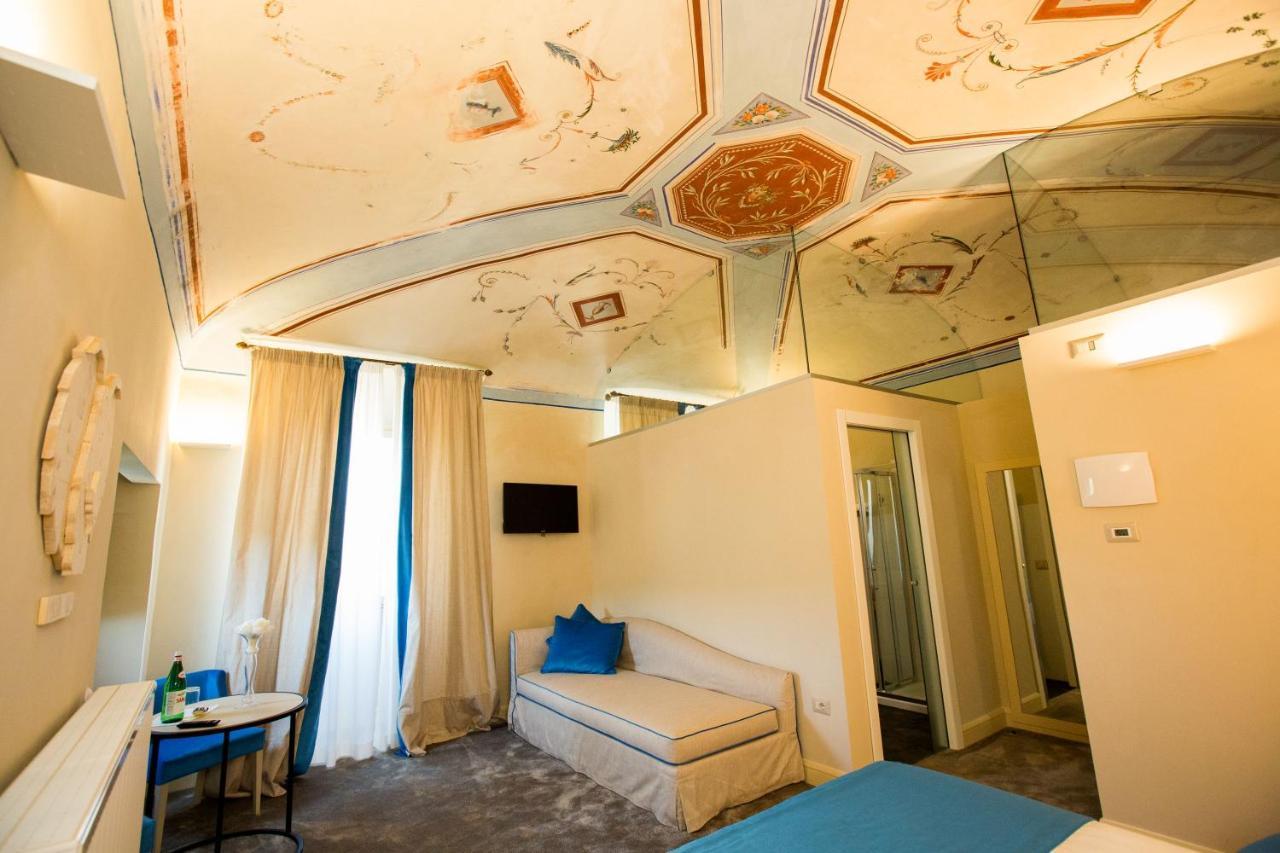 Palazzo Franceschini Hotel Cascia Kültér fotó