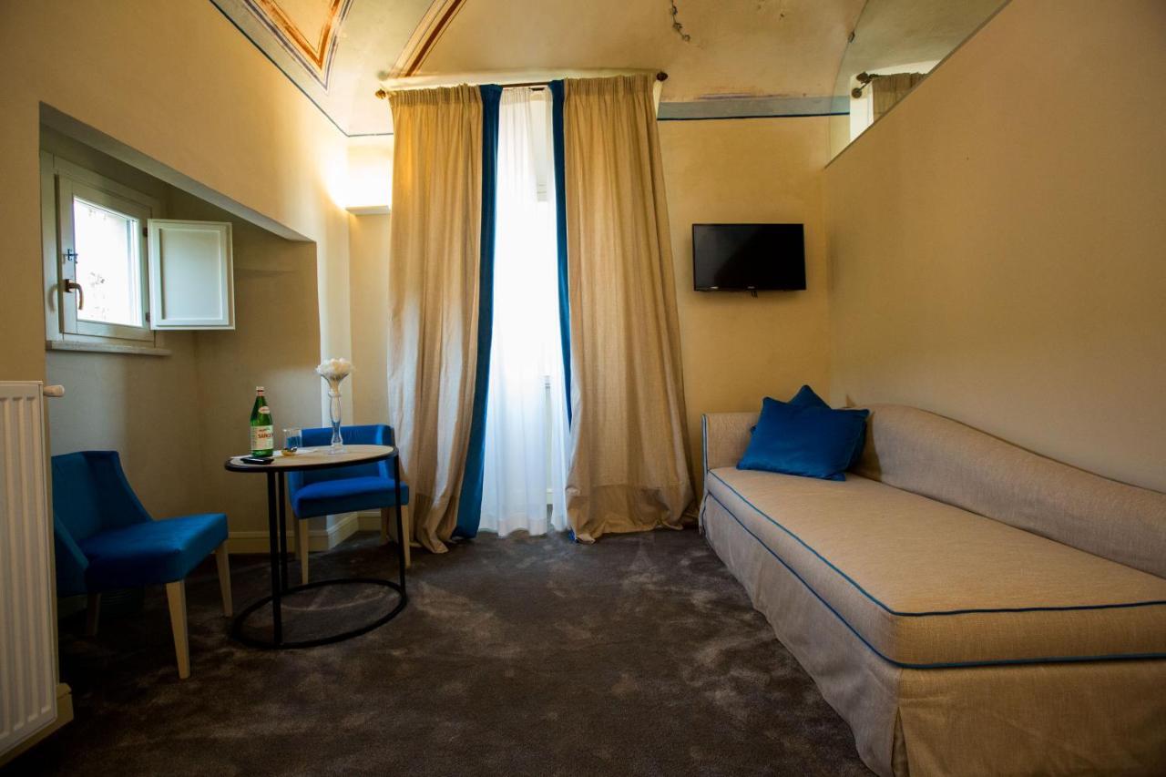 Palazzo Franceschini Hotel Cascia Kültér fotó